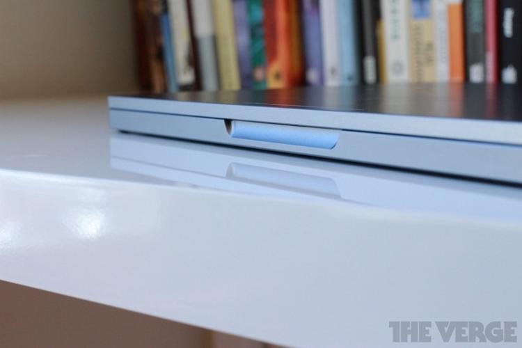 pixel chromebook 参数