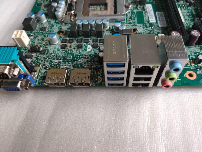 thinkcentrem6600q拆机