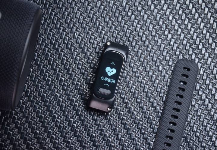 佳明vivosmart智能手环