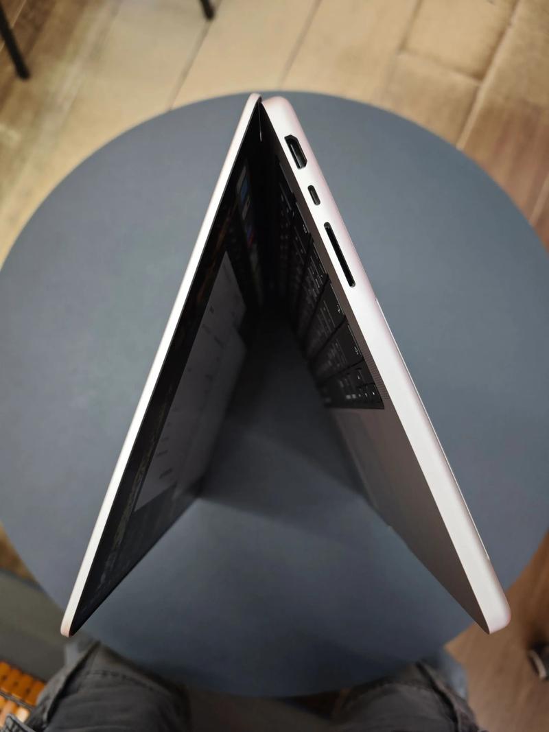 2025款macbook pro 拆机