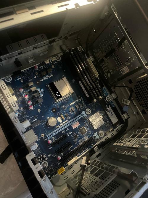 alienware aurora拆机图