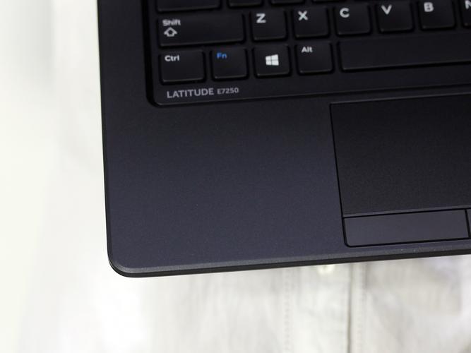 latitude 12 7000 拆机