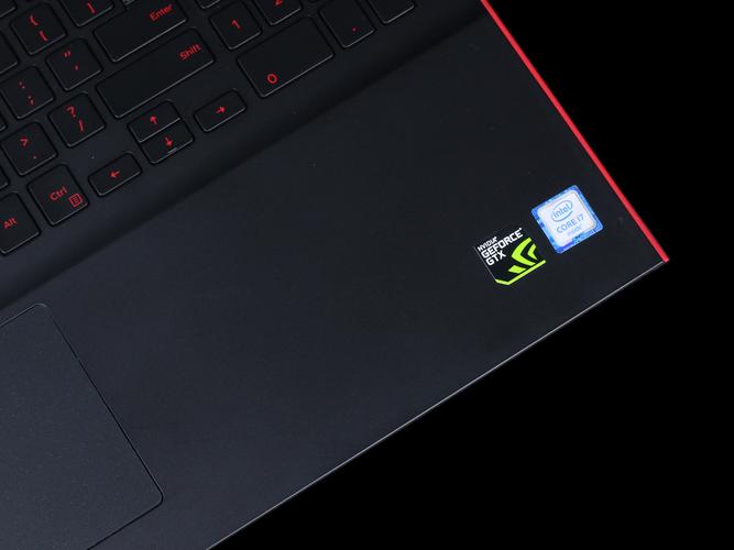 inspiron 15 7000参数