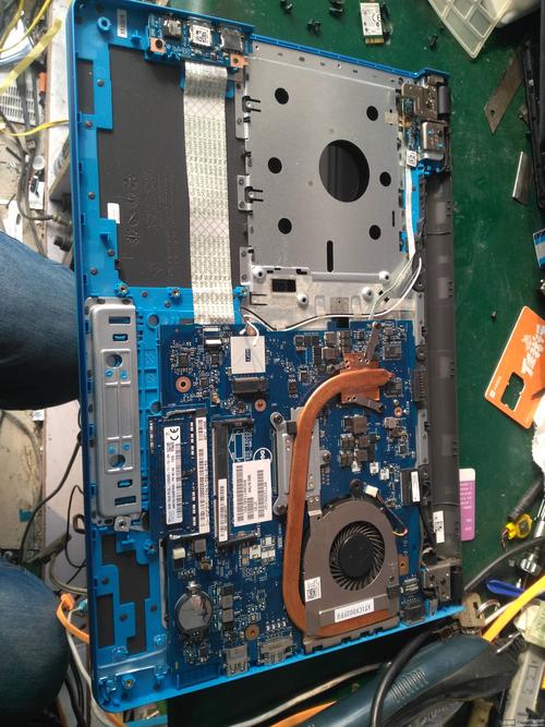 戴尔vostro15 3562 拆机