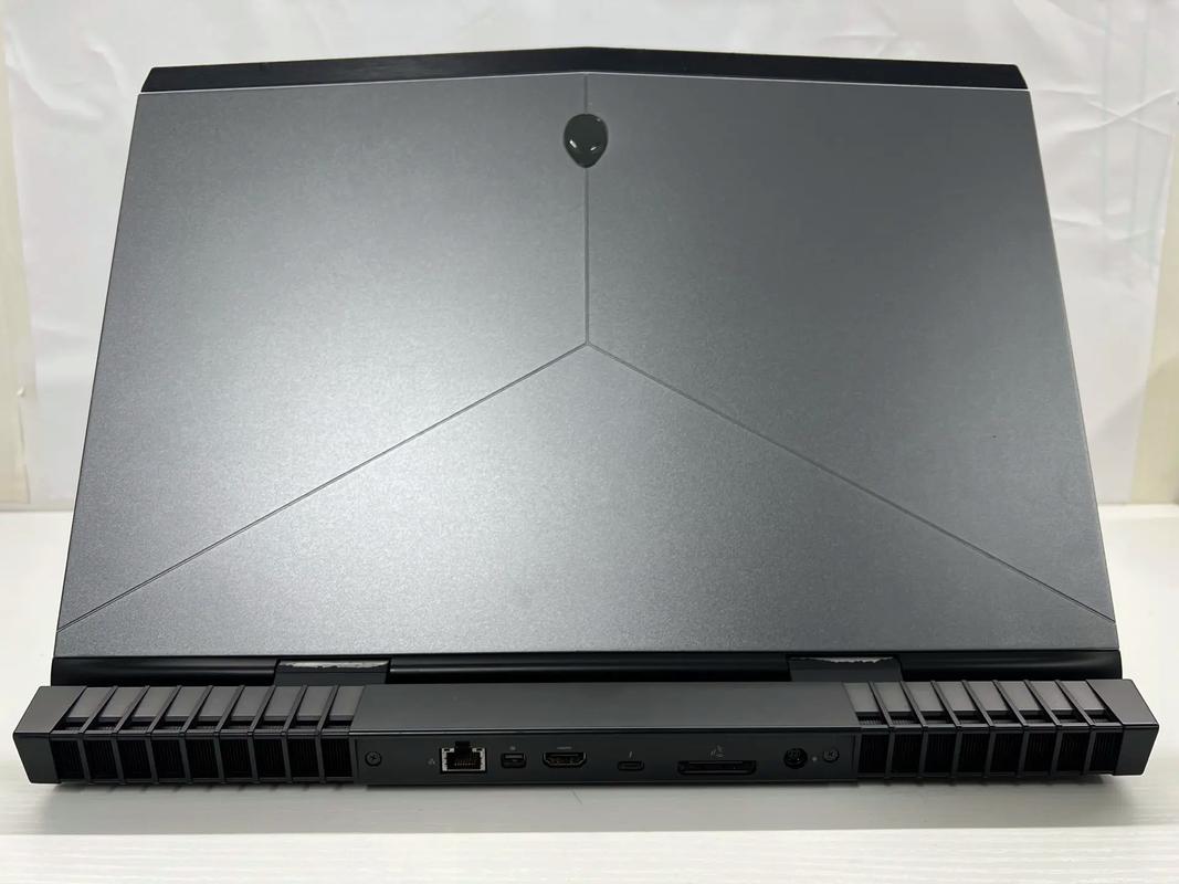 2025 alienware17拆机