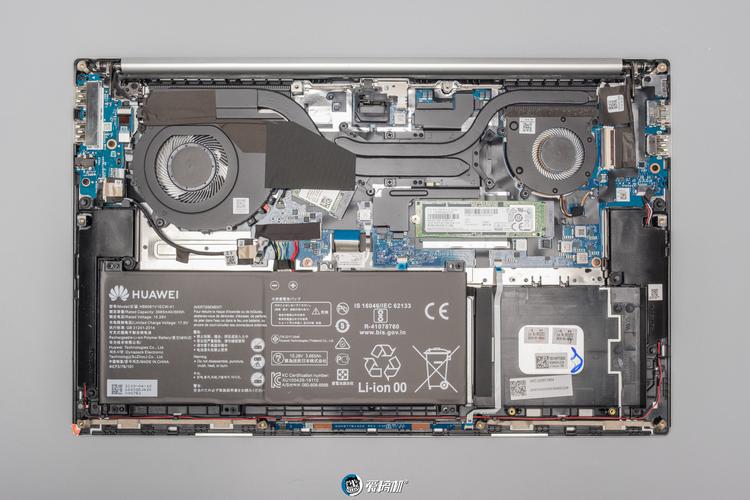 荣耀magicbookpro15拆机