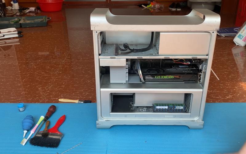 macbook pro2025 拆机