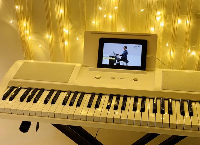 the one智能钢琴好不好