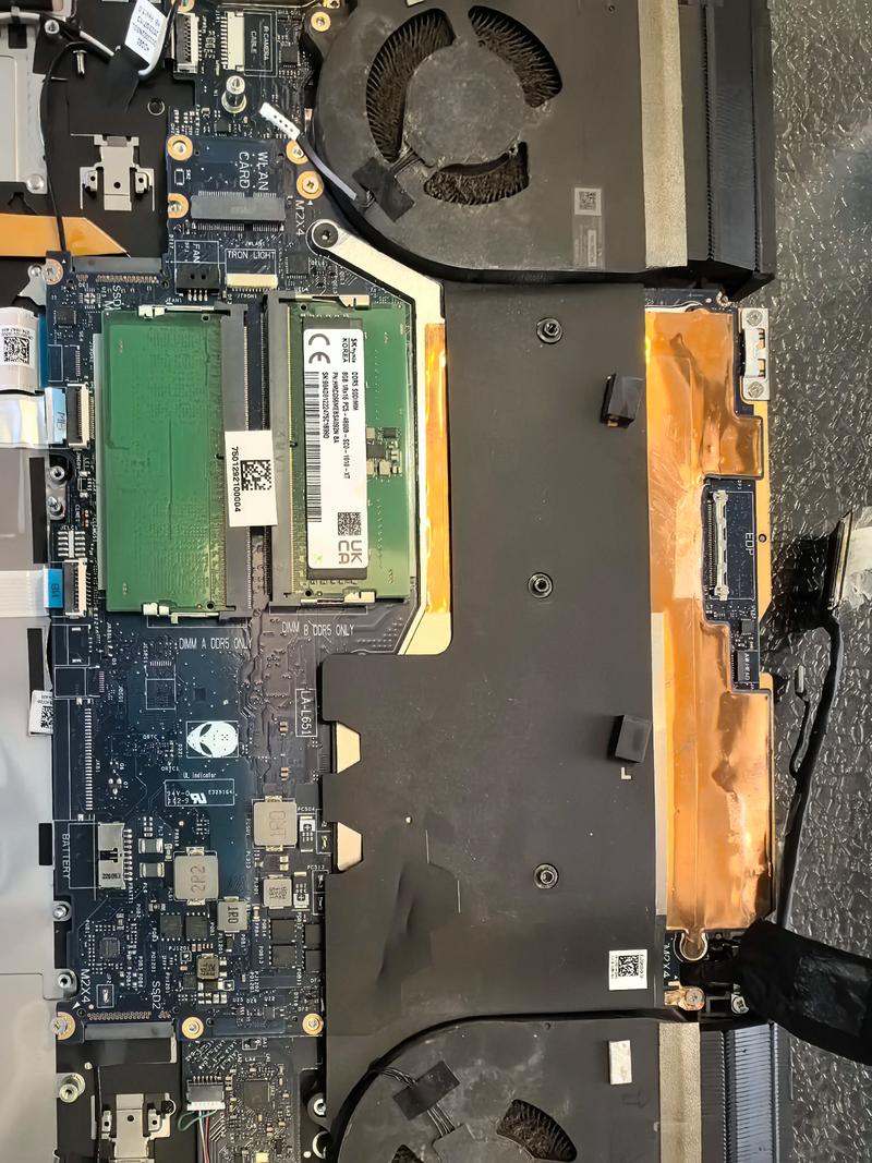 Alienware15 2025拆机