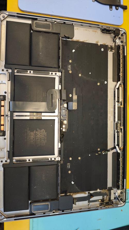 macbookpro2010拆机教程