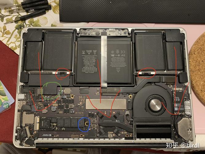 macbook pro 屏幕拆机教程