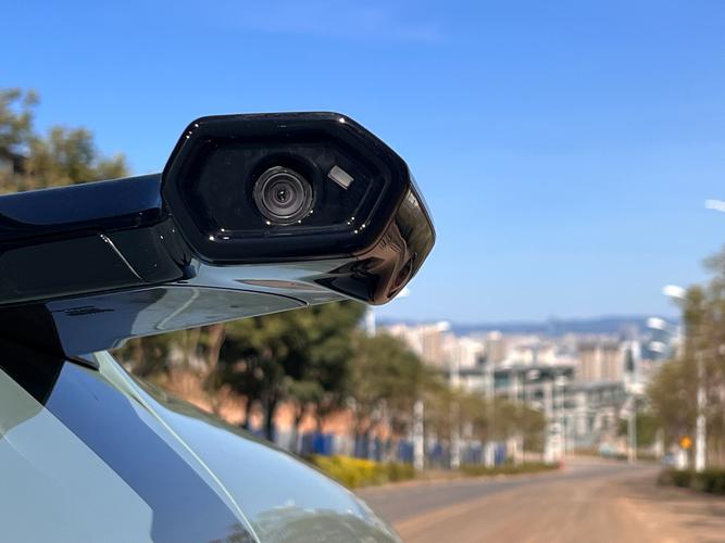 云智能dvr实景导航后视镜