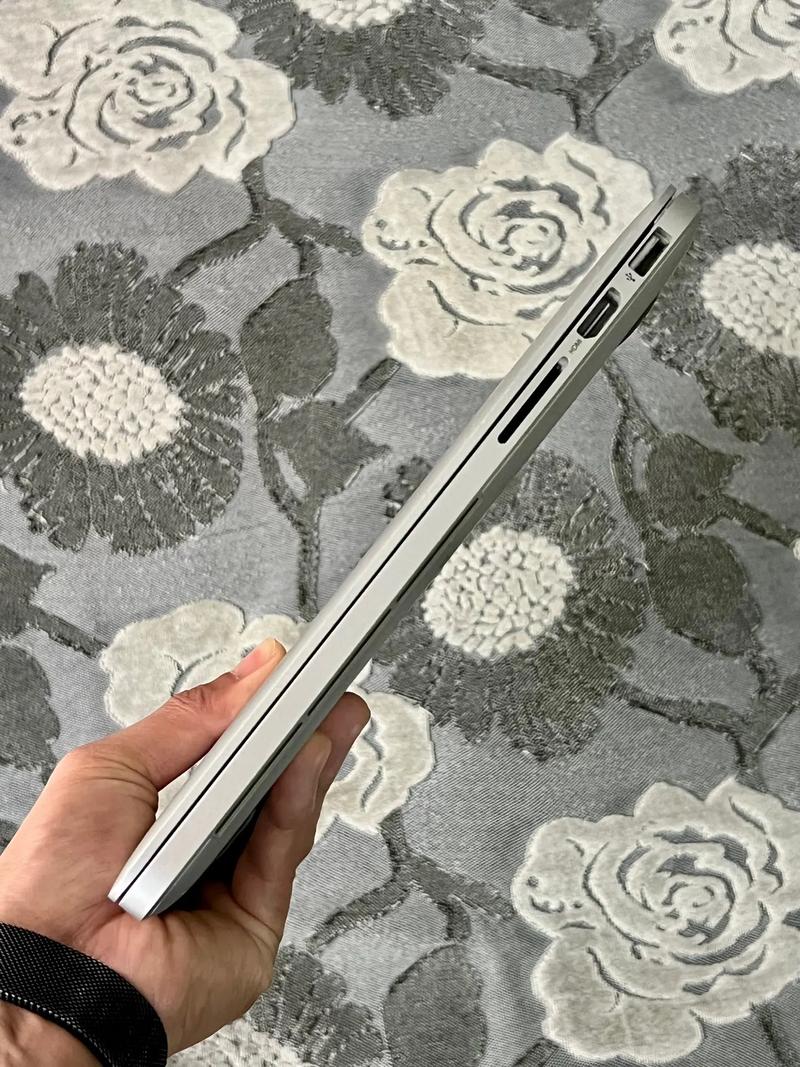 macbook pro 840参数