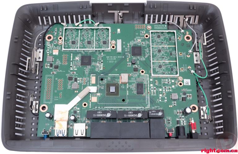 linksys 9500 天线 拆机