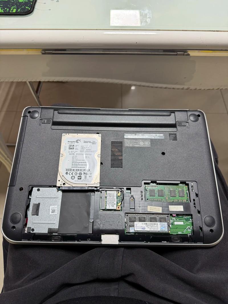 inspiron 15 3000拆机