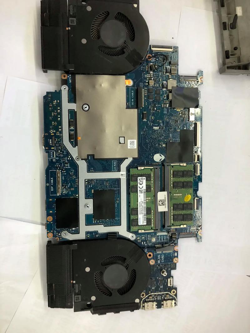 inspiron 15 3537拆机