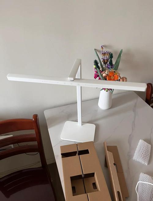 米家 led 智能台灯评测