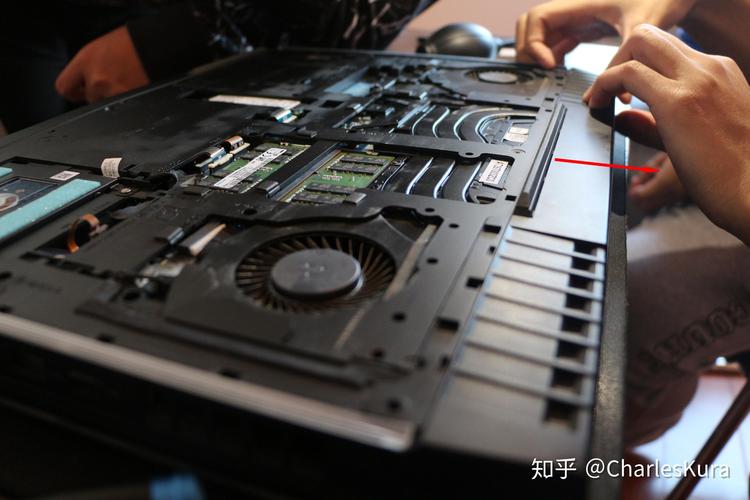 alienware 17 r5 拆机