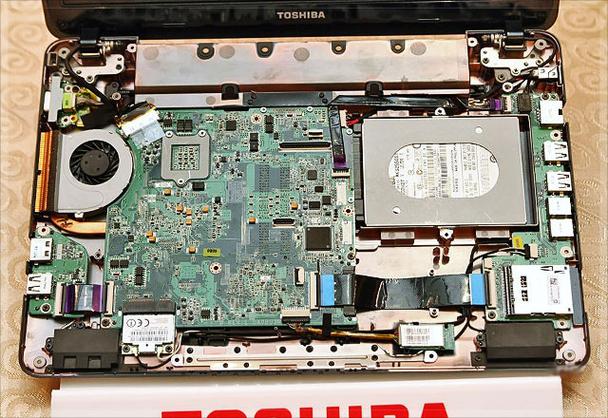 东芝satellitea100拆机