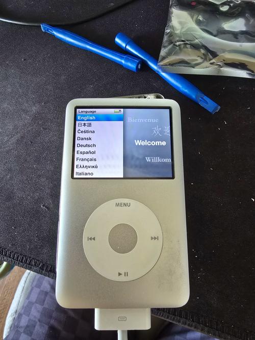 iPod classic 拆机视频