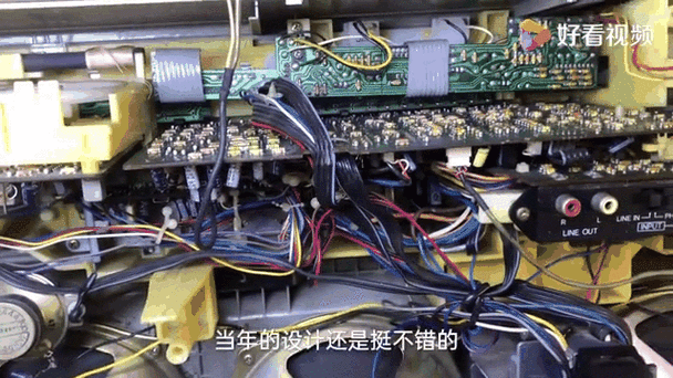 夏普aquosrcompact拆机