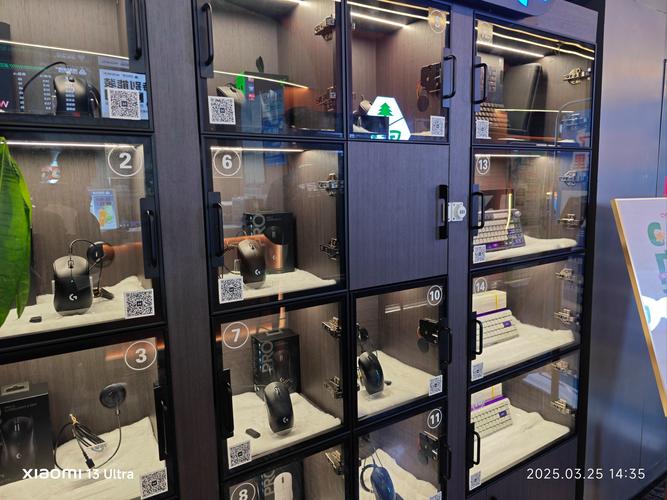 极客未来智能硬件体验店