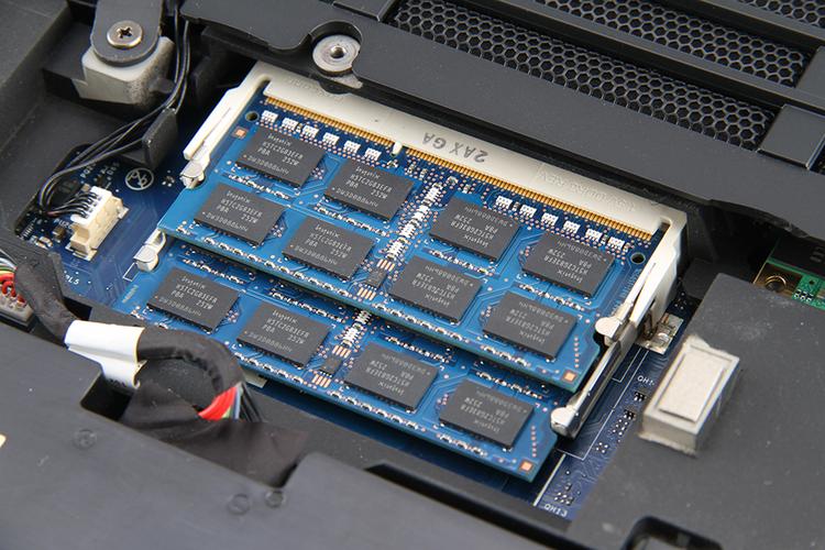 15款alienware18拆机