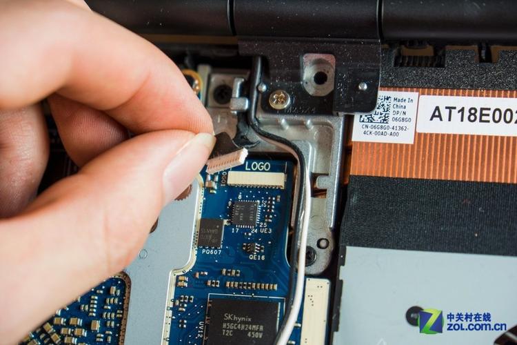 15款alienware18拆机