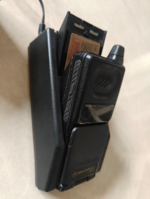 摩托罗拉最早的智能手机