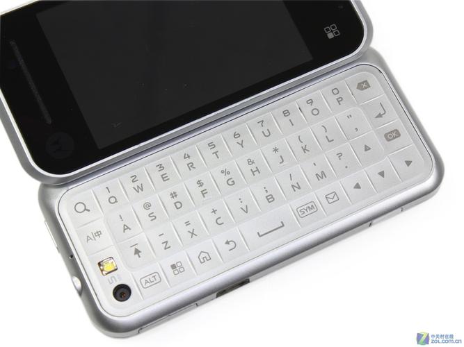 摩托罗拉全键盘智能手机
