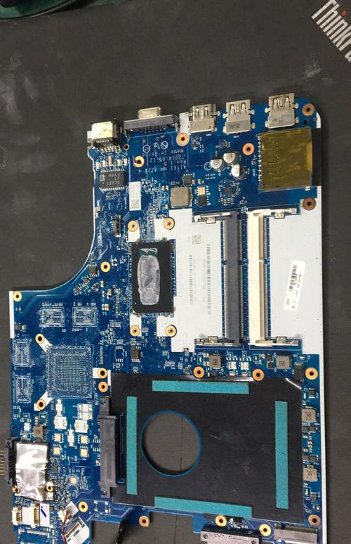 联想thinkpade570拆机