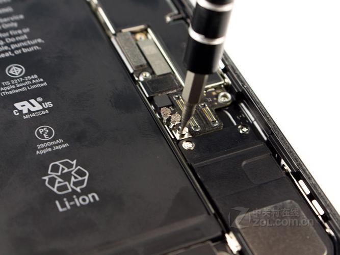 iPhone 7 Plus拆机图
