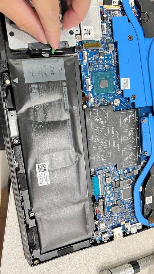 戴尔inspiron3480拆机