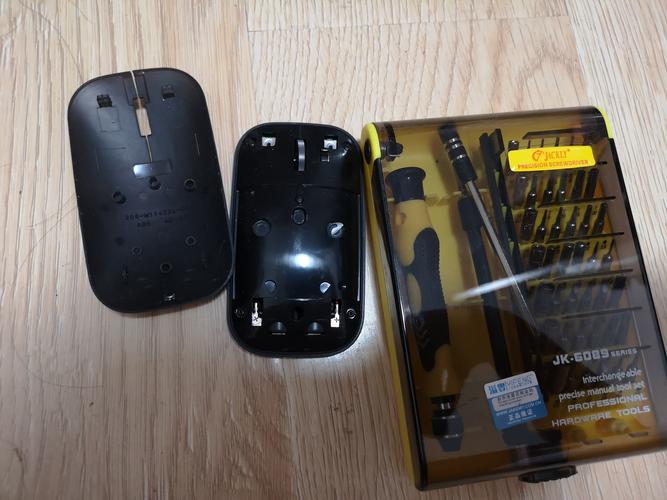 微软designer蓝牙鼠标拆机