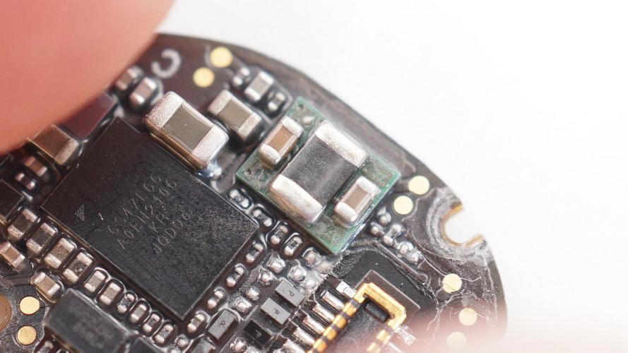 beats studio拆机图解