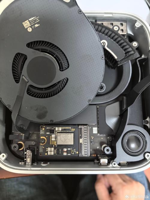 mac mini 2025 拆机