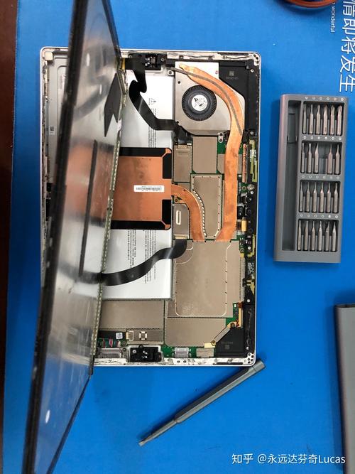 微软 surface rt 拆机