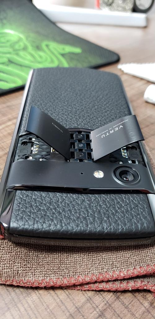 Vertu Aster T 拆机
