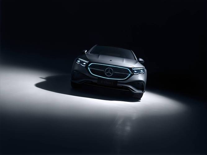 梅赛德斯-奔驰智能互联