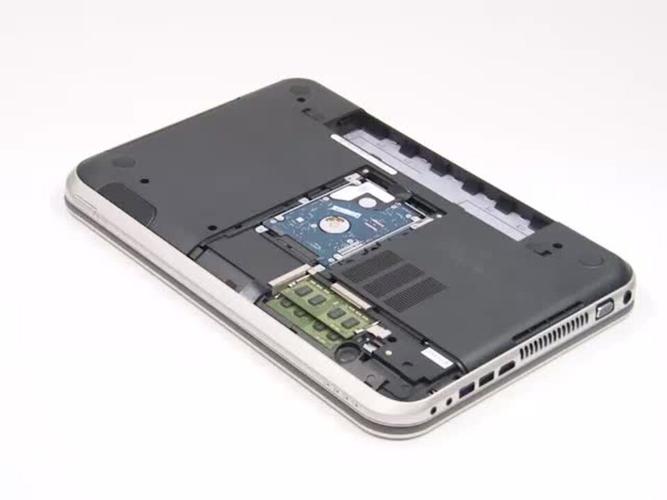 inspiron 5520 拆机