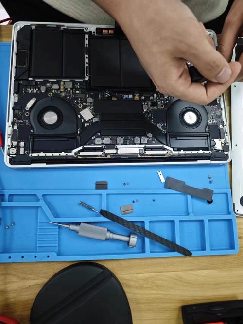 macbook pro 拆机清灰