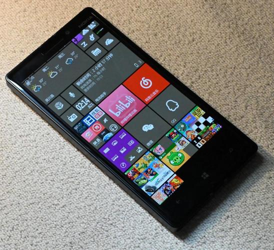 诺基亚lumia 999参数