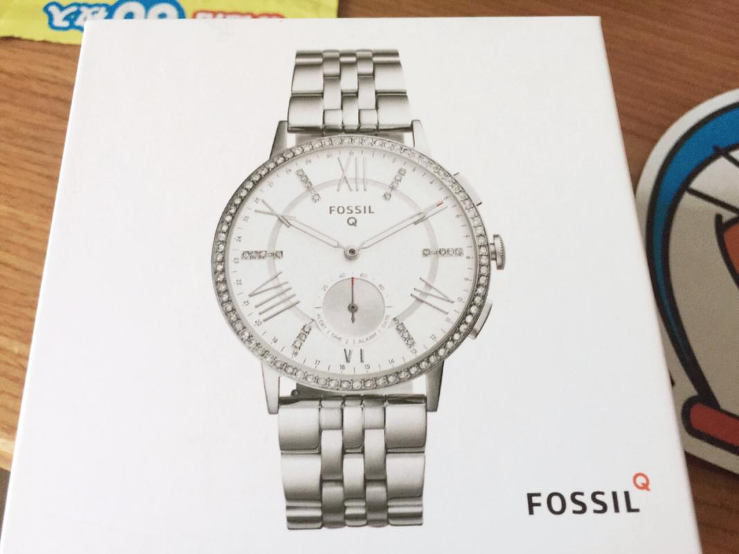 fossil 智能手表