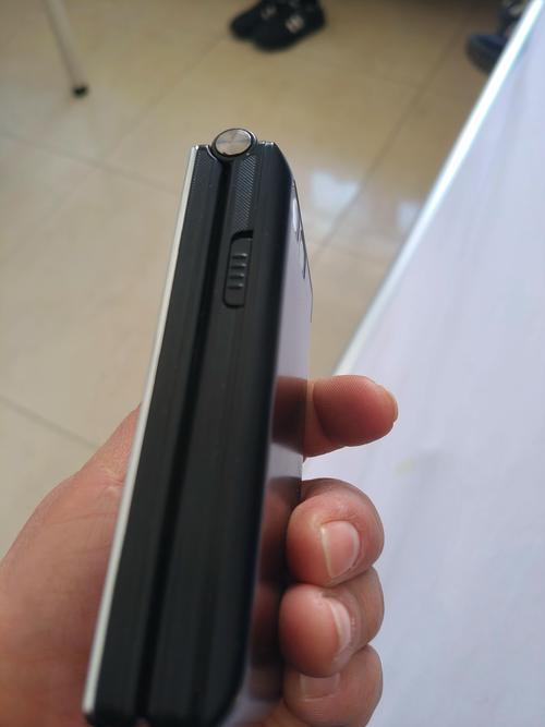 金立电信翻盖智能手机