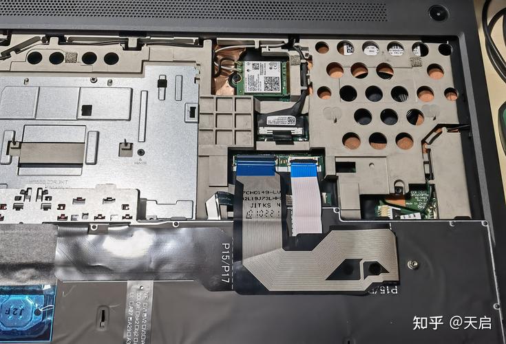 thinkpadp52拆机评测