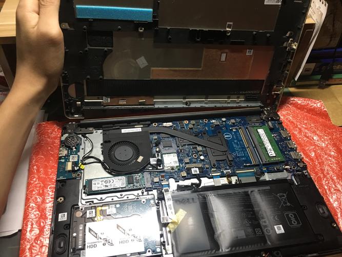 DELL 15 7560 拆机