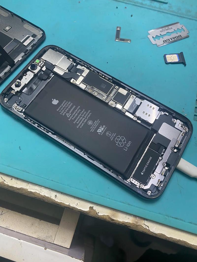 iphone 拆机 按压 变色