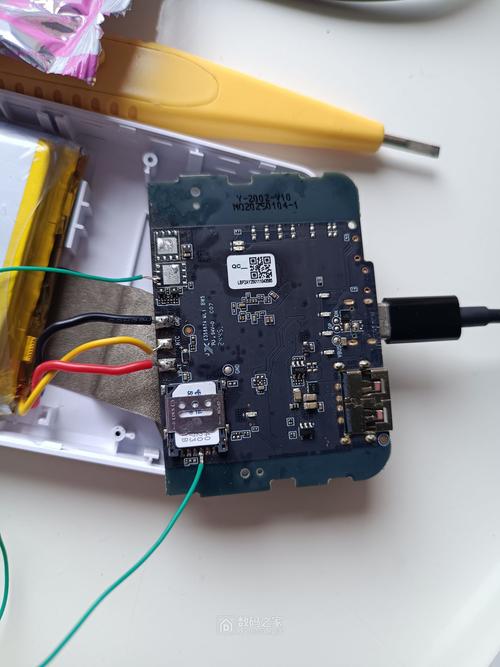 360随身wifi 3代拆机